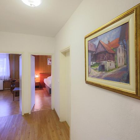 Papas Apartment ليسْتْسي المظهر الخارجي الصورة