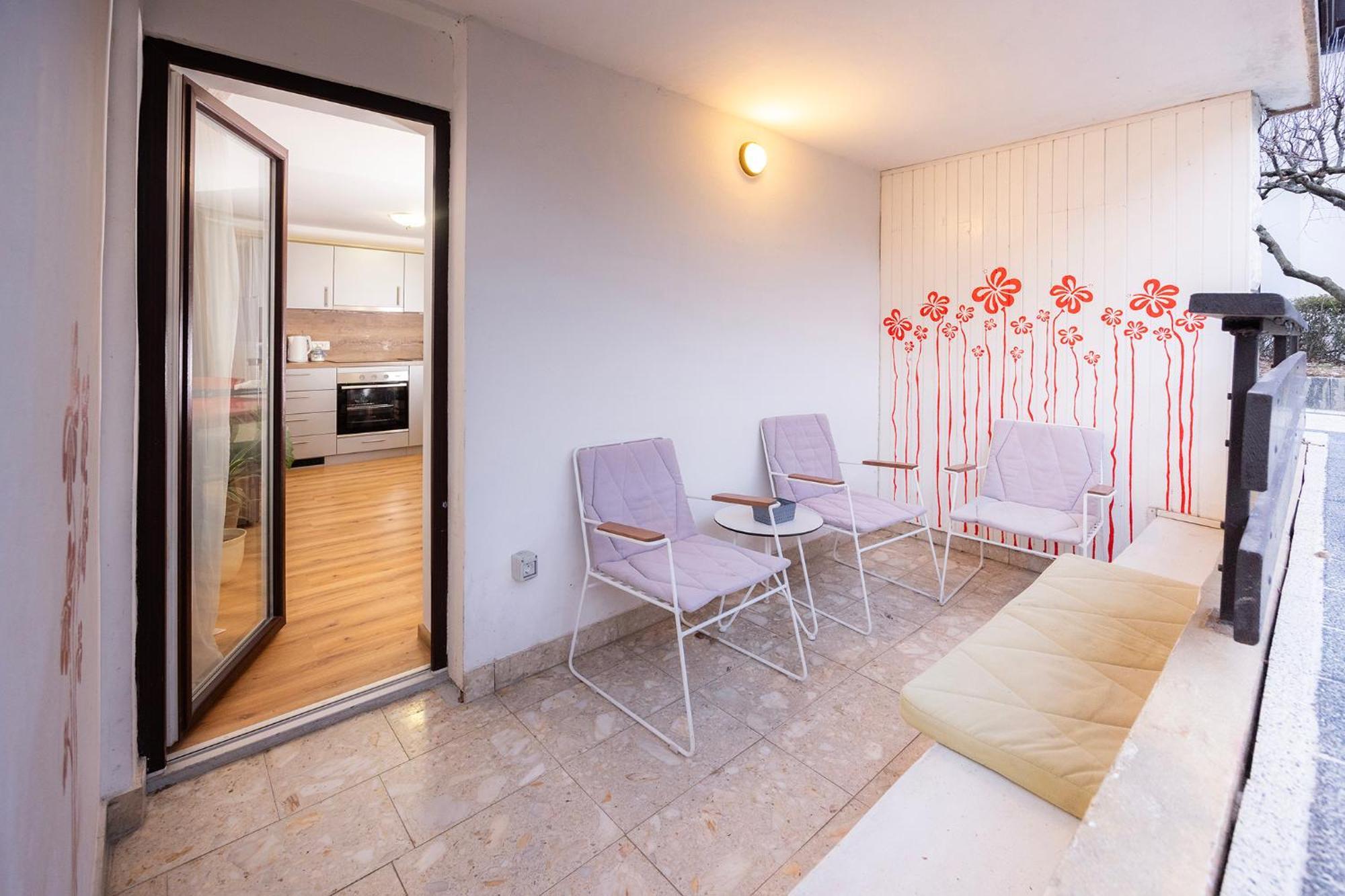 Papas Apartment ليسْتْسي المظهر الخارجي الصورة